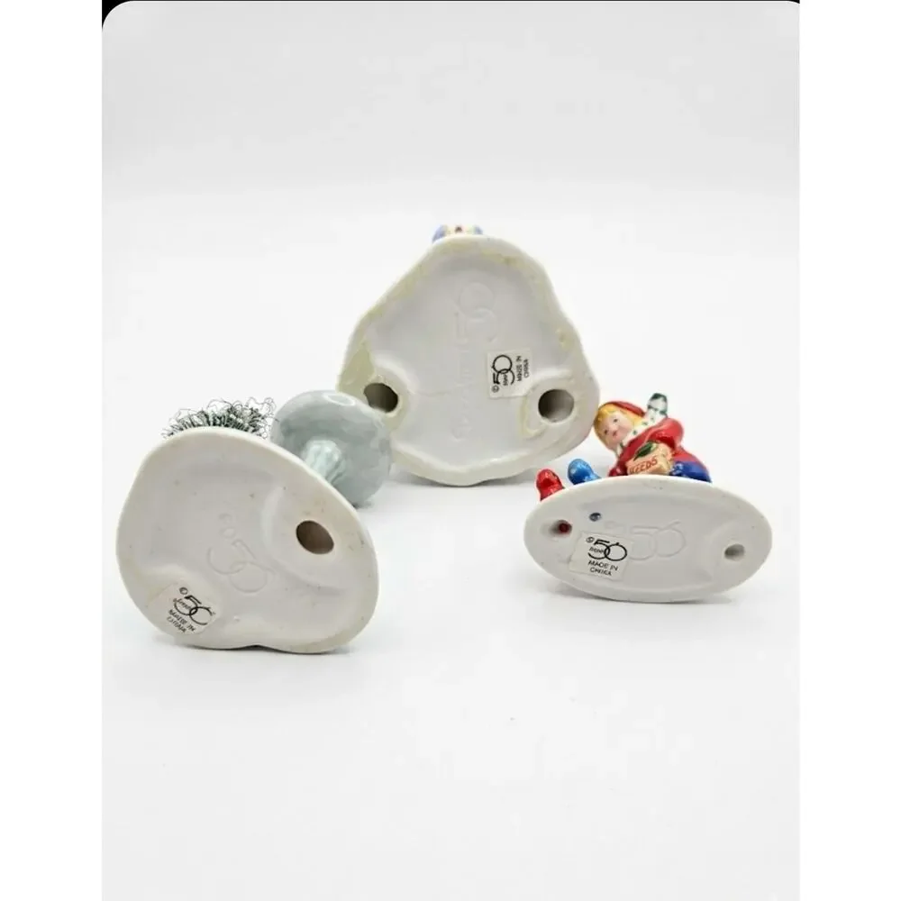 Department 56 Snow Village Figurine s Feeding The Birds